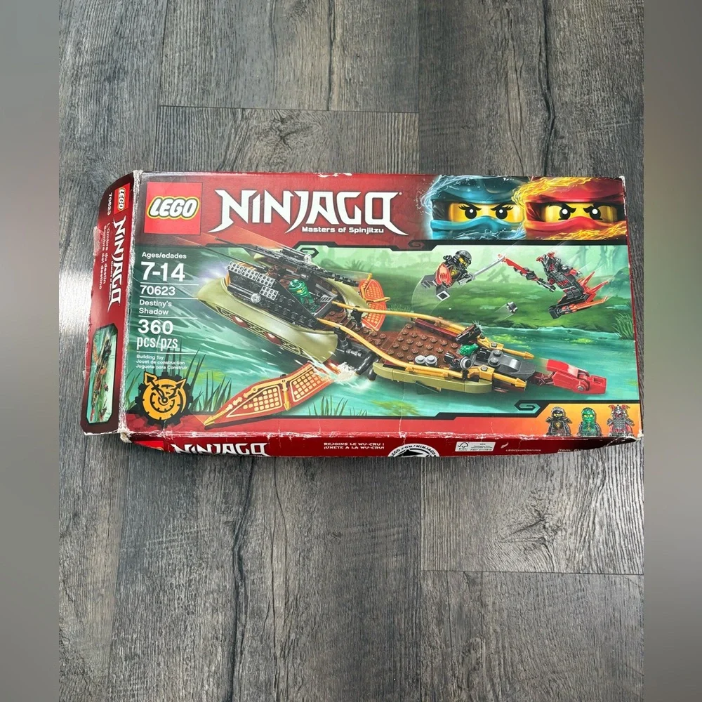 LEGO NINJAGO: Destiny's Shadow (70623)